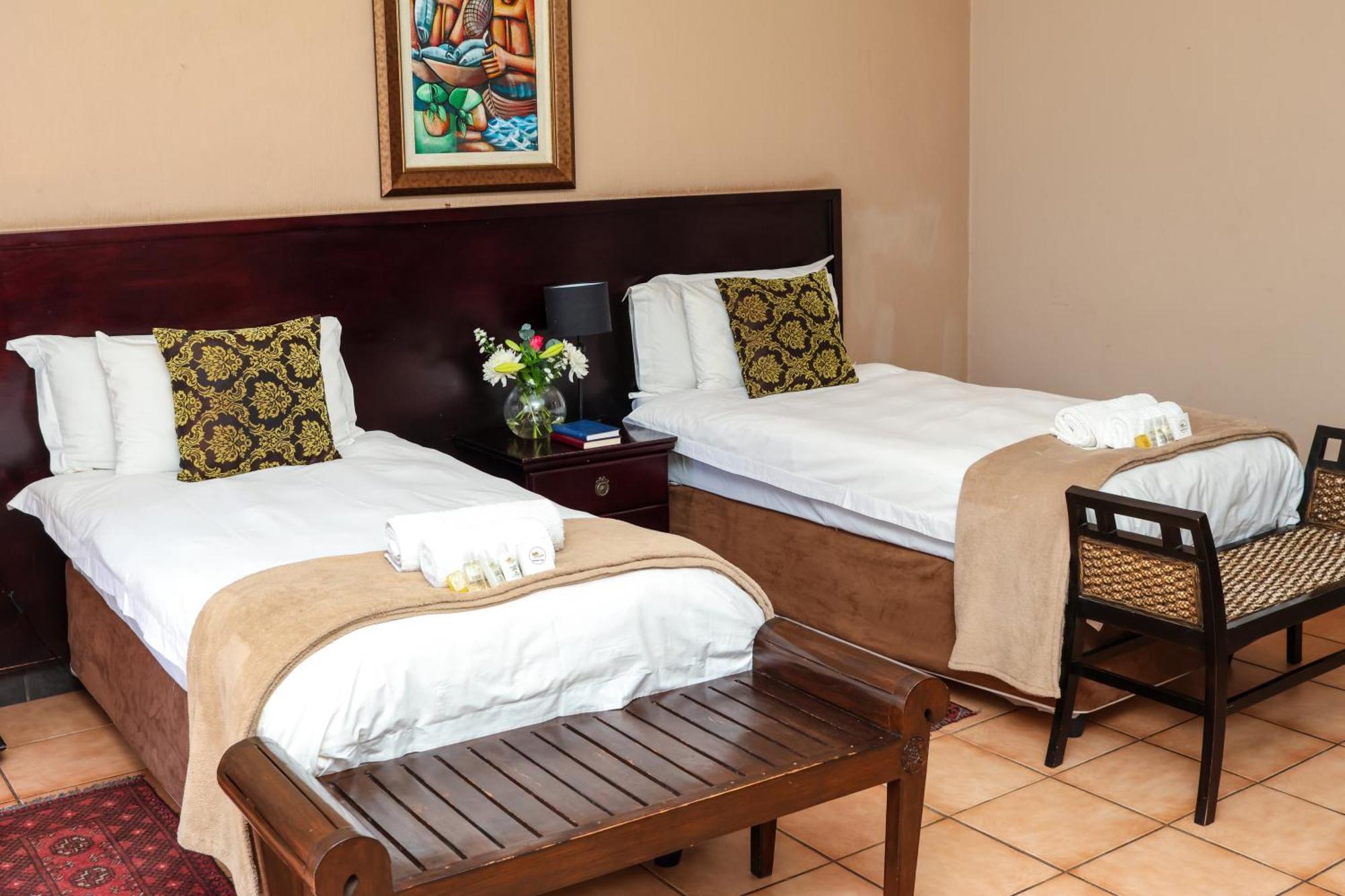 Thaba Legae Guest Lodge Rustenburg Exterior photo